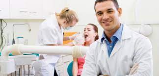 Benefits of Becoming a Dentist