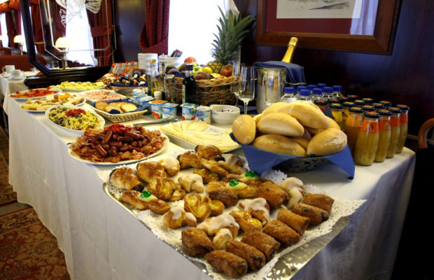 Benefits of Hiring Corporate Catering Services